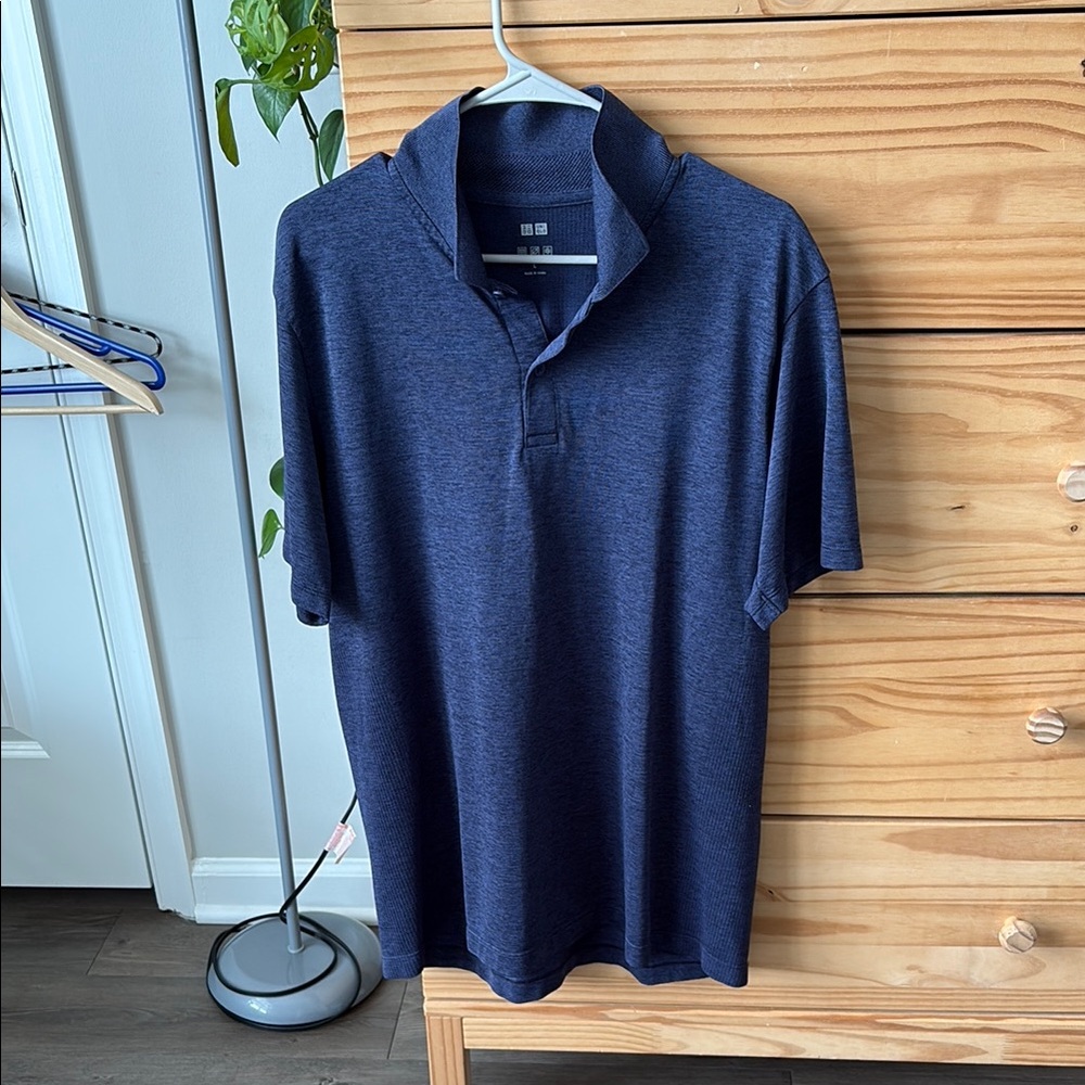 Uniqlo Dark Blue Men's Polo Shirt